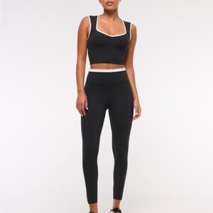 Abercrombie YPB studioFLEX Curve Love Short 7/8 leggings